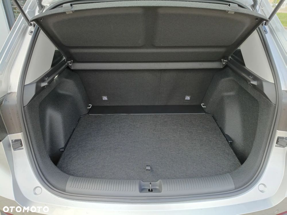 MG ZS Hybrid+ - 18