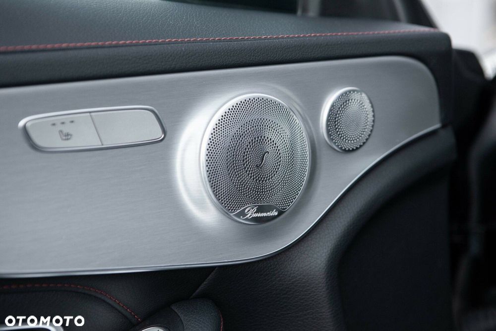 Mercedes-Benz Klasa C AMG 43 4-Matic - 23