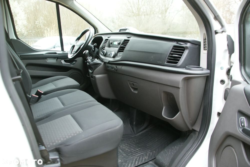 Ford Transit Custom - 14