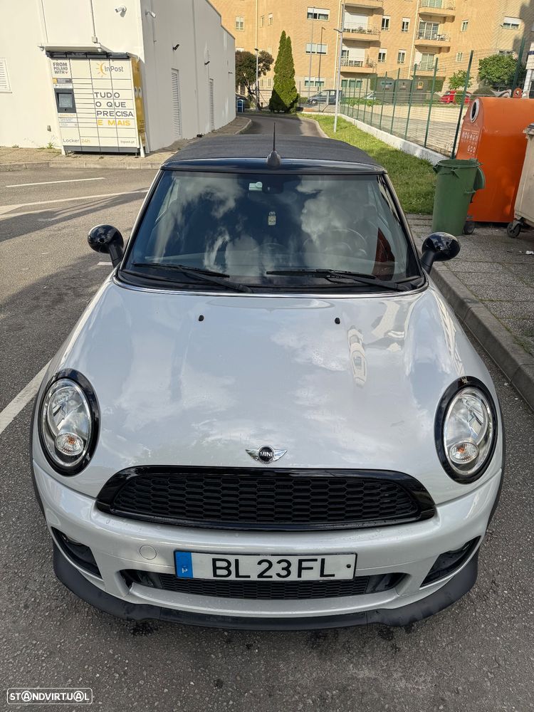 MINI Cabrio Cooper D - 12