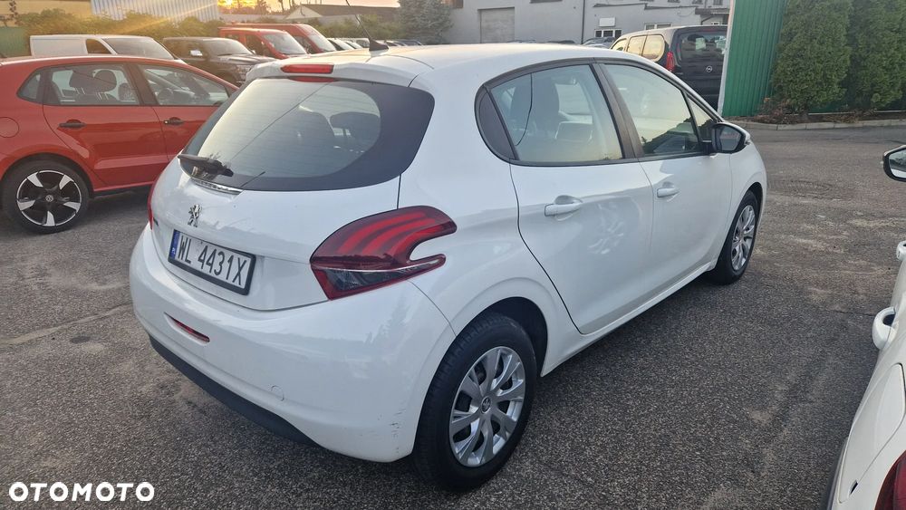 Peugeot 208 1.2 PureTech Active - 5