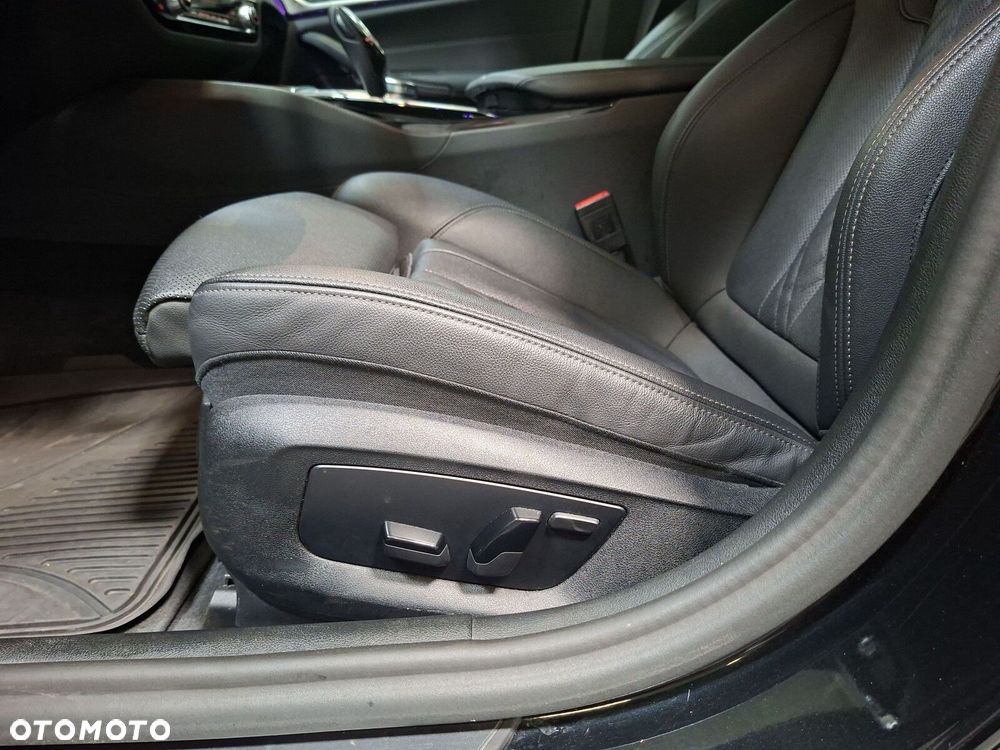 BMW Seria 5 - 13