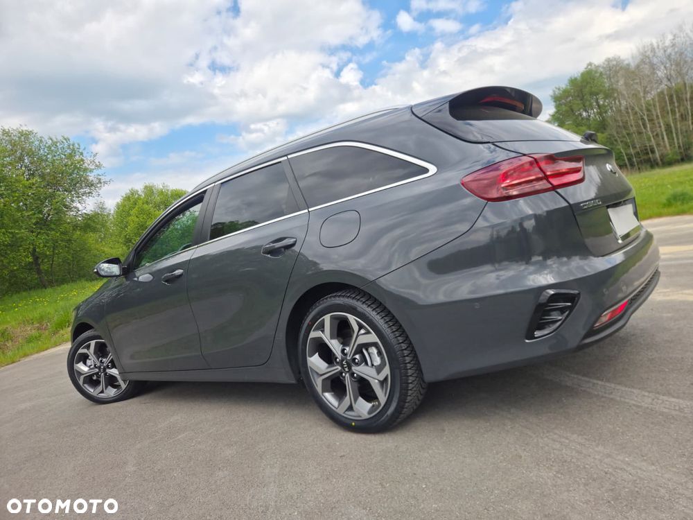 Kia Ceed 1.6 CRDi DCT Platinum Edition - 9