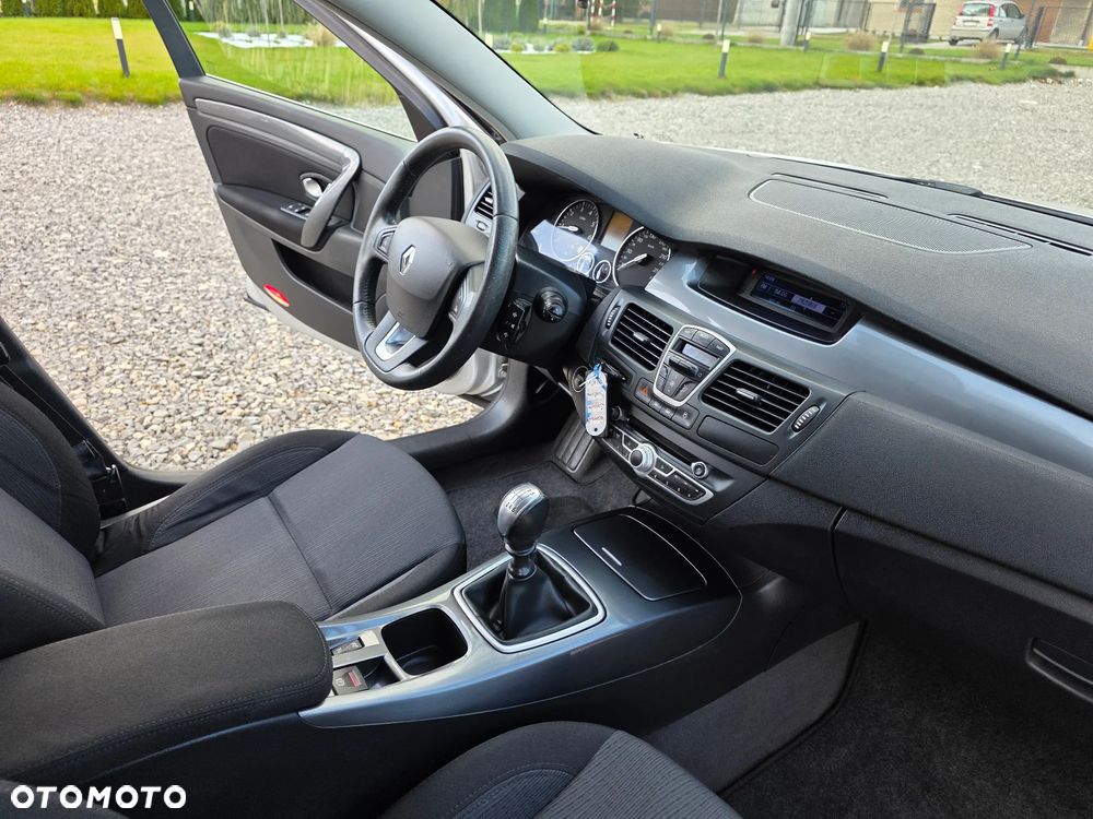 Renault Laguna 1.6 16V 110 Expression - 12