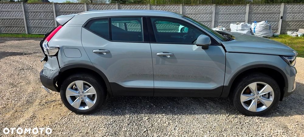 Volvo XC 40 B3 Essential - 5