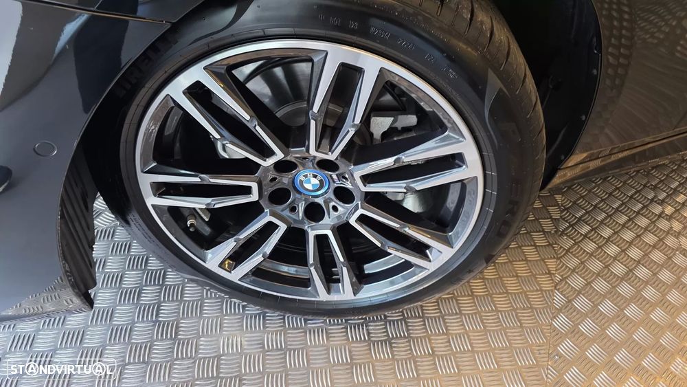 BMW 530 e Pack Desportivo M Pro - 30