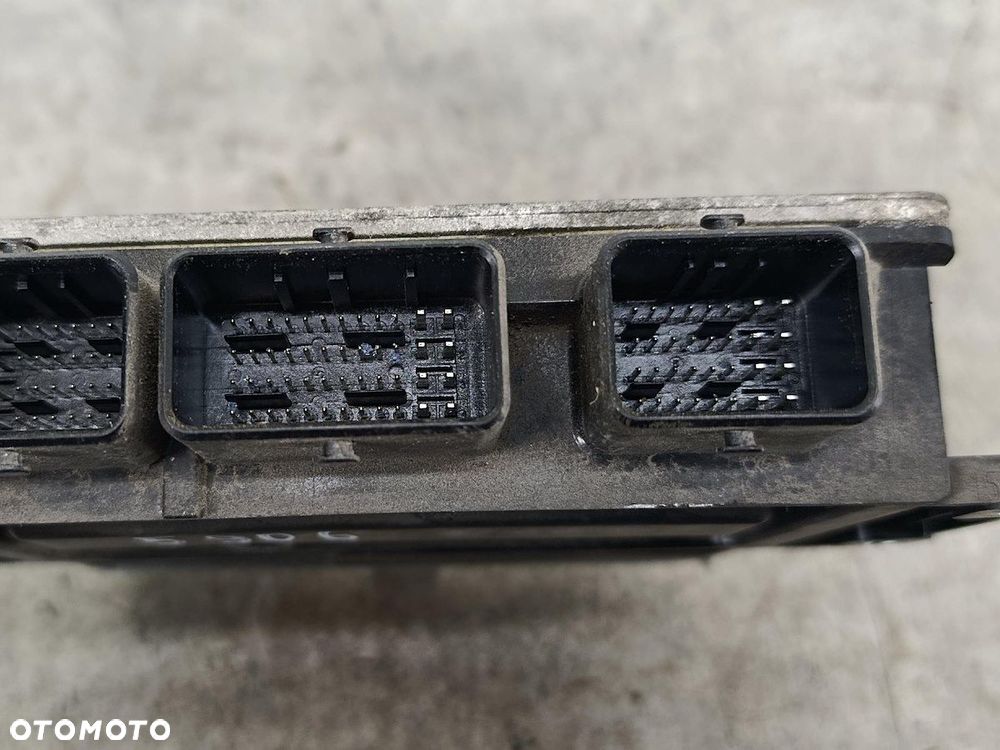 KOMPUTER, STEROWNIK RENAULT CLIO III FL 8200911560  8200909666 1.5 DCI - 3