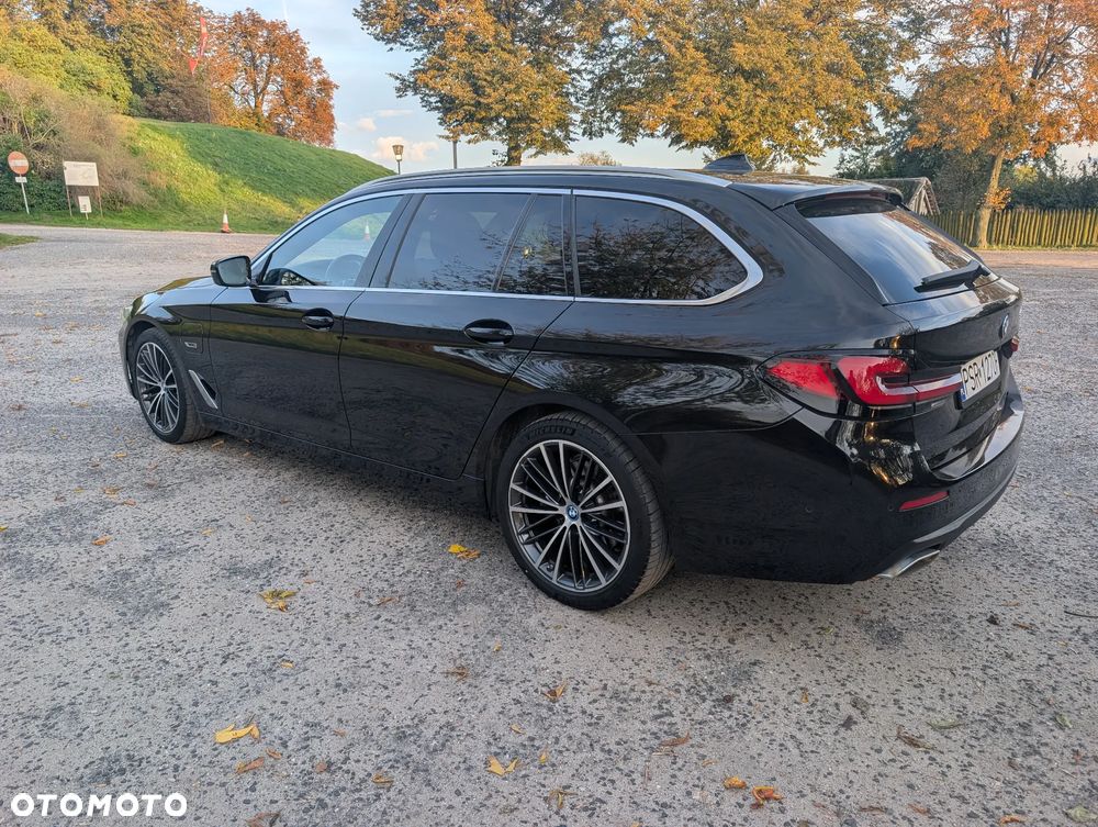 BMW Seria 5 530e Luxury Line - 9