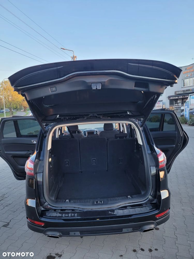 Ford S-Max 2.0 EcoBlue Titanium - 10