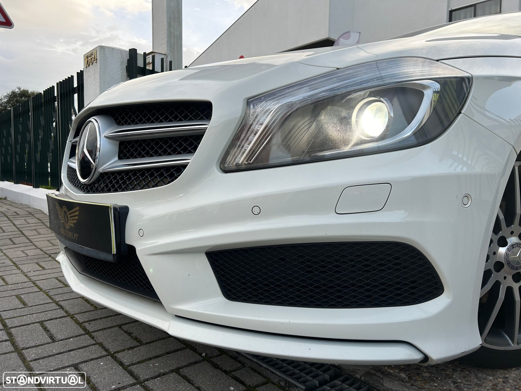 Mercedes-Benz A 200 CDi BE AMG Line - 4