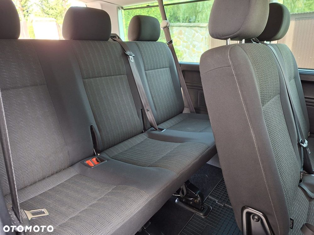 Volkswagen Caravelle 2.0 TDI L2 Highline DSG - 12