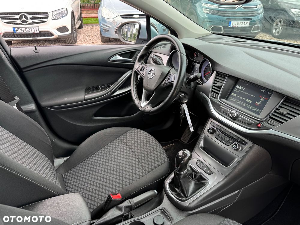Opel Astra - 4