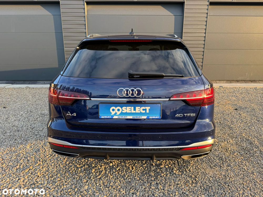 Audi A4 - 4