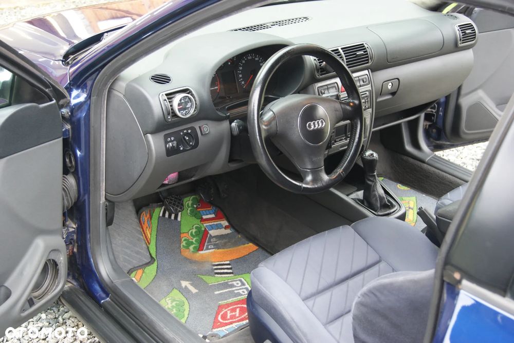 Audi A3 1.8T Ambition - 11