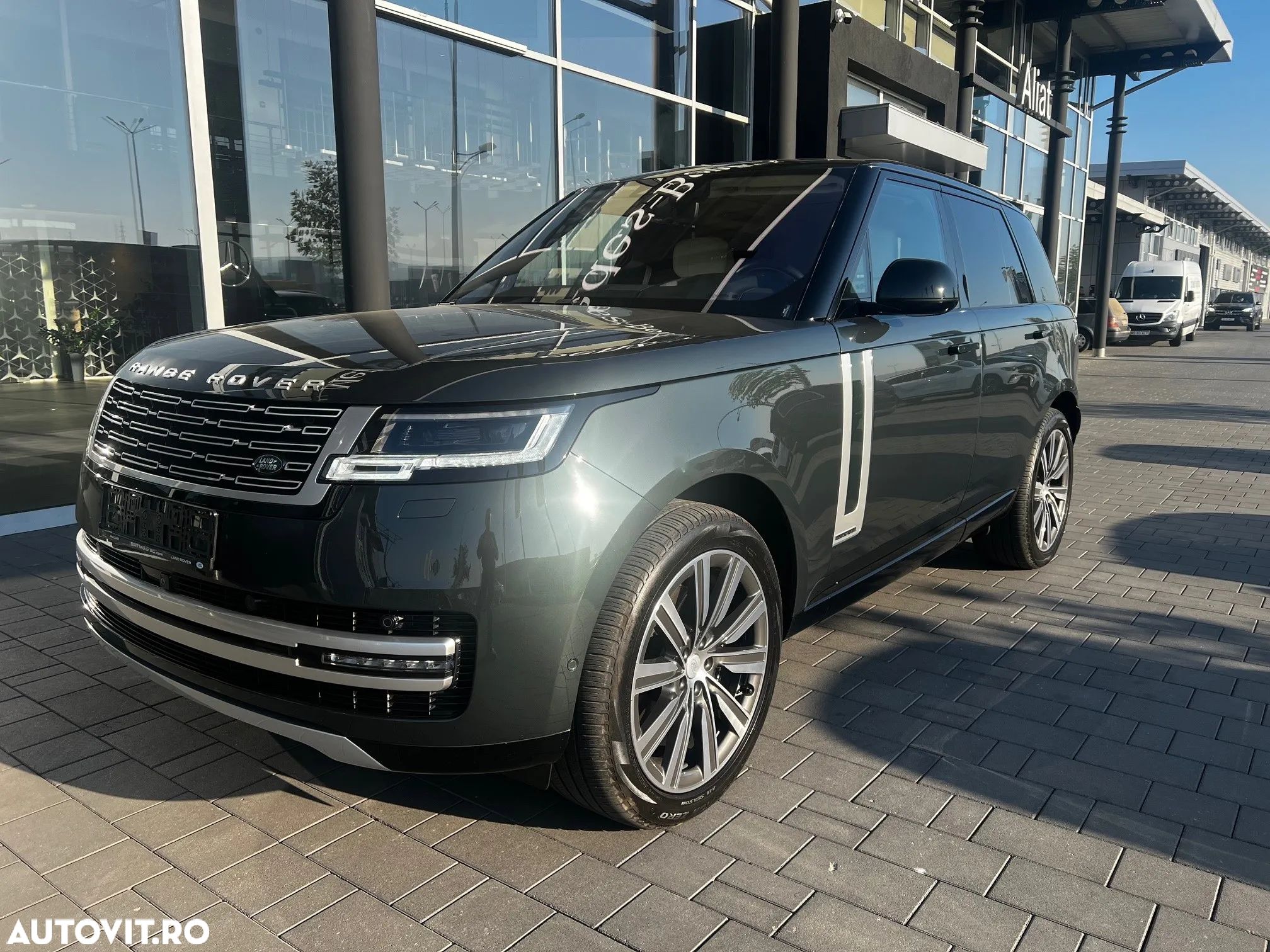 Land Rover Range Rover 3.0 I6 D350 MHEV Autobiography - 1