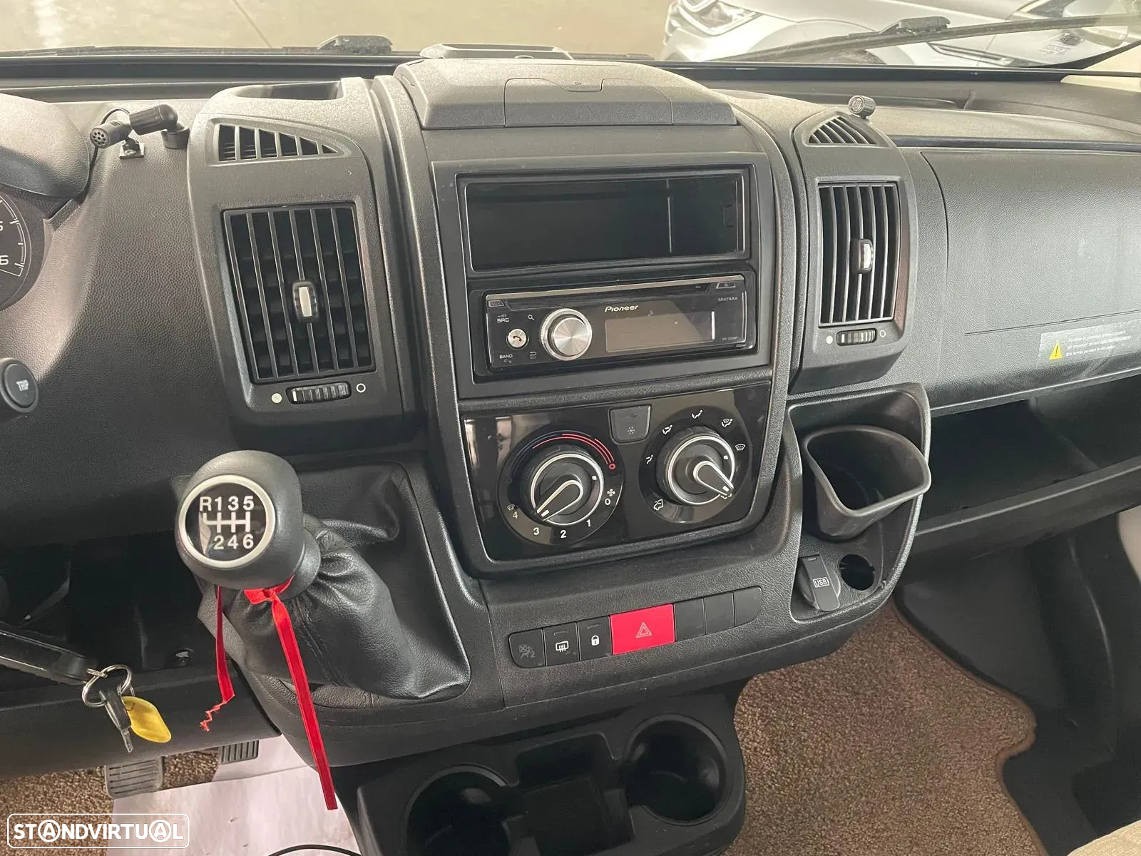 Bavaria T 700 Style Cama Central -Autocaravana - 12