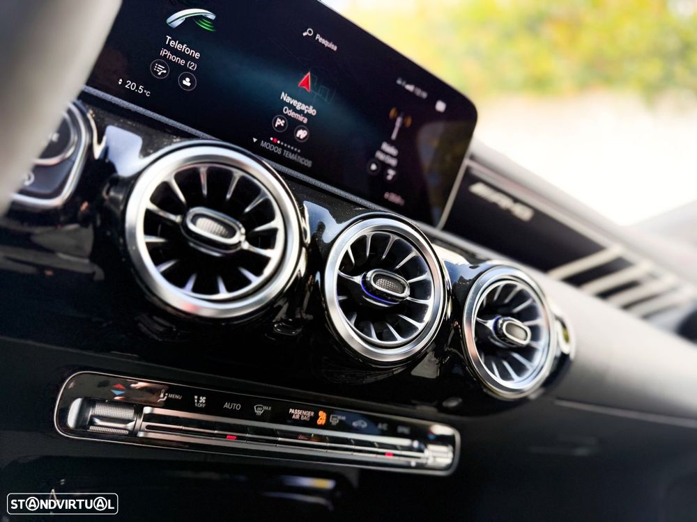 Mercedes-Benz CLA 45 AMG S Shooting Brake 4Matic+ - 38