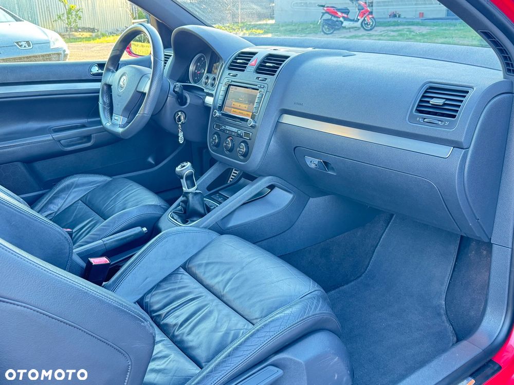 Volkswagen Golf 2.0 TSI GTI - 14