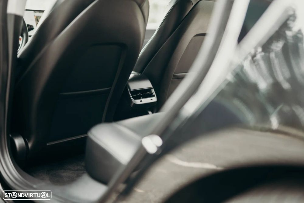 Tesla Model 3 Long Range AWD Dual Motor - 47