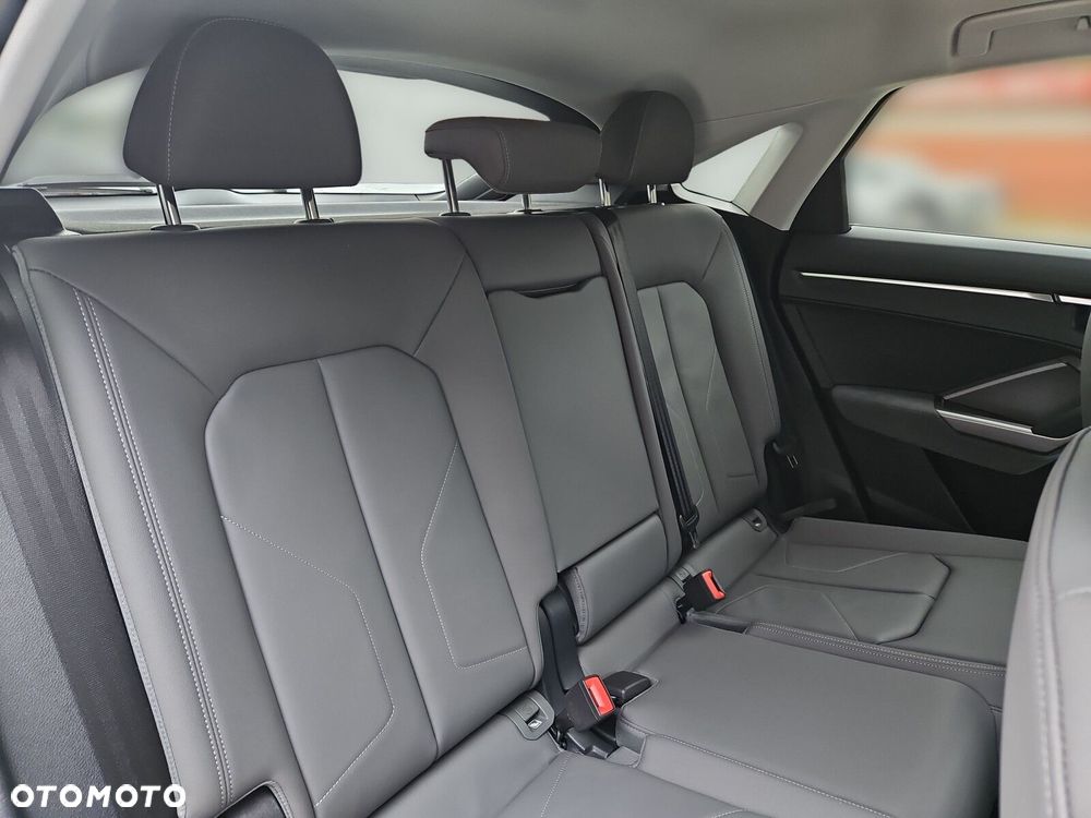 Audi Q3 Sportback 35 TFSI mHEV S-Line S tronic - 14