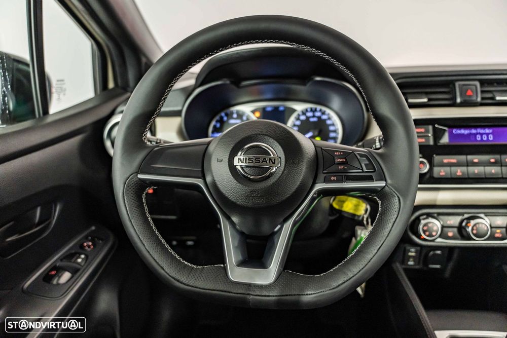 Nissan Micra 1.0 G Acenta - 26