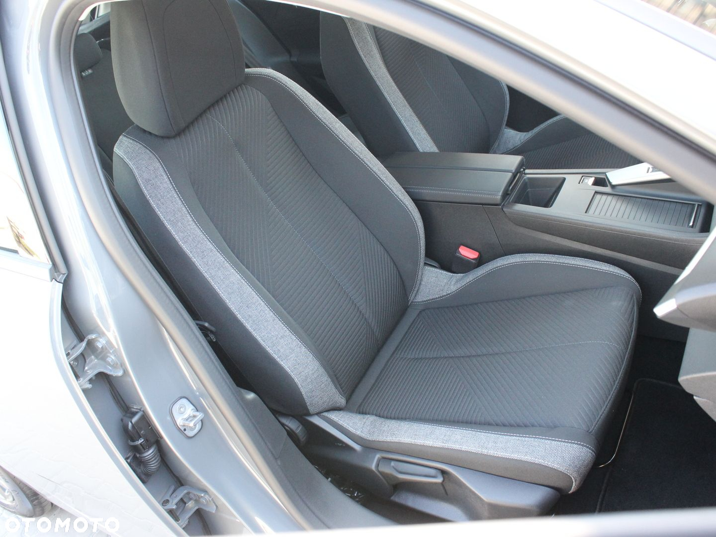 Peugeot 308 1.5 BlueHDi Active Pack S&S EAT8 - 12