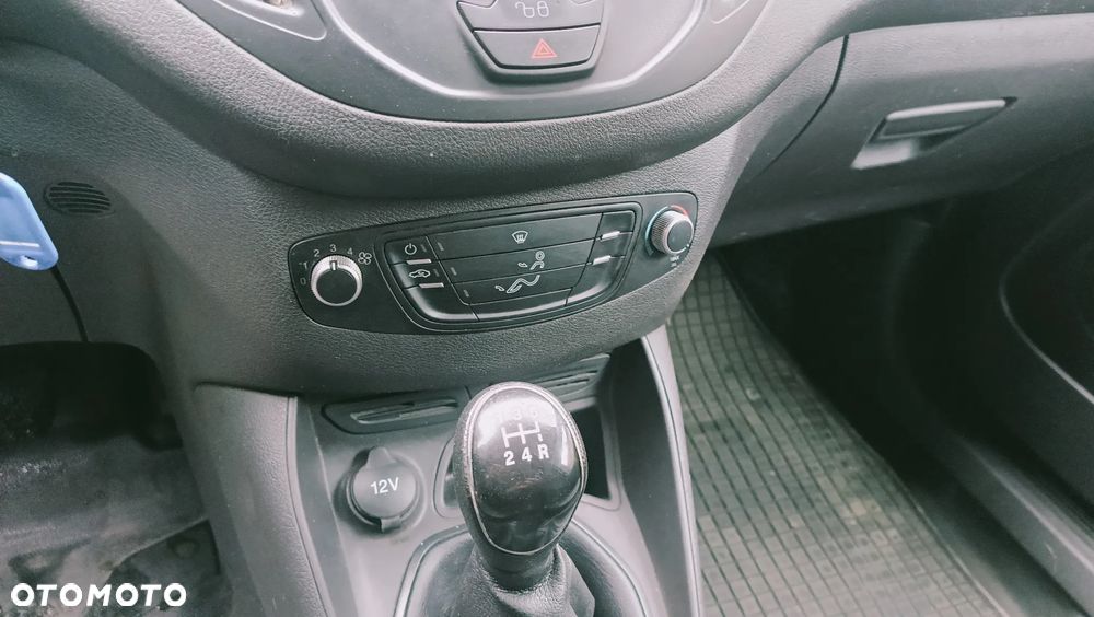 Ford CURIER - 13