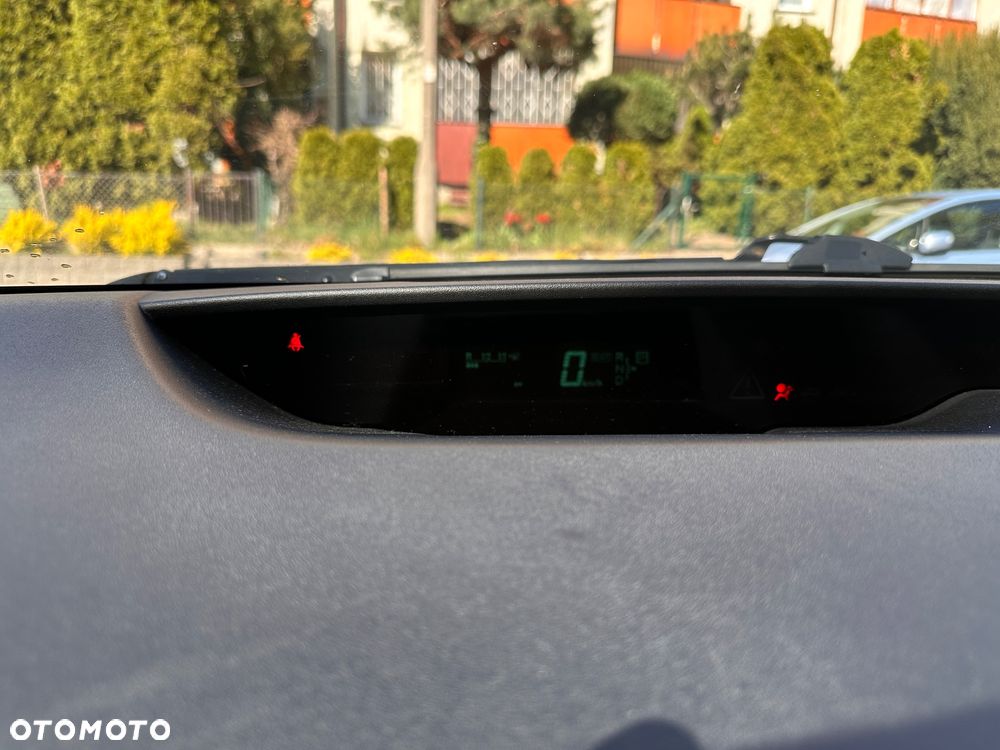 Toyota Prius 1.5 VVT-i Sol - 15
