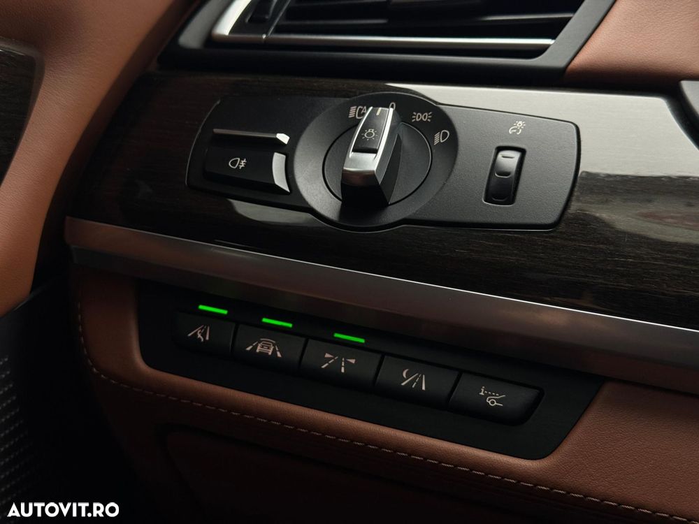 BMW Seria 7 740d xDrive - 6