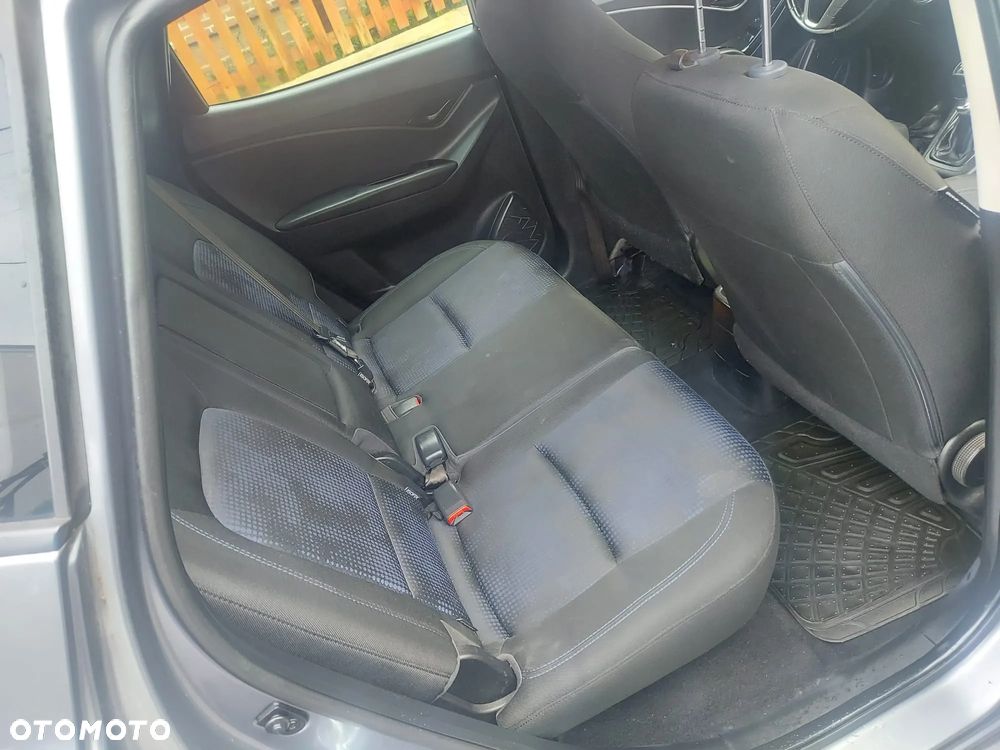 Hyundai ix20 1.6 CRDi UEFA EURO 2012 Edition - 18