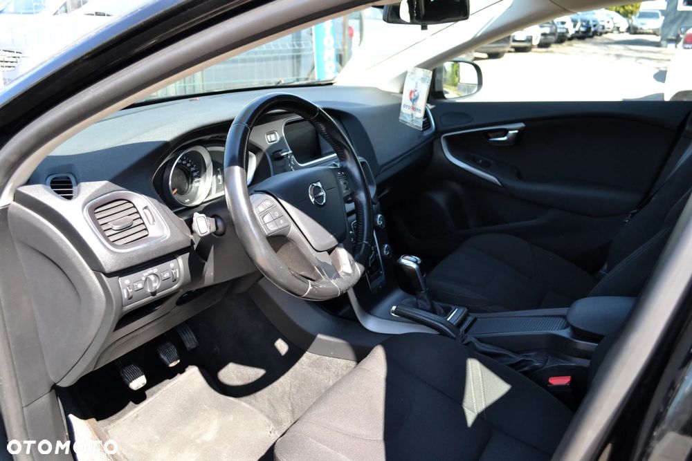 Volvo V40 D2 Kinetic - 8