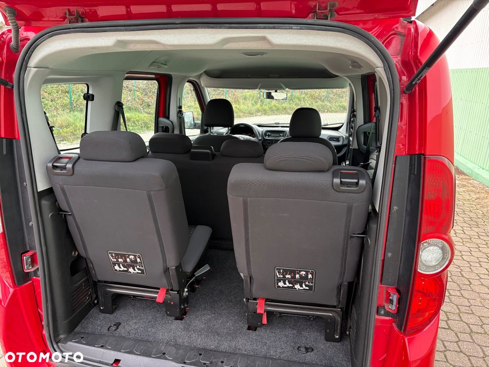 Fiat Doblo 1.4 16V Emotion - 19