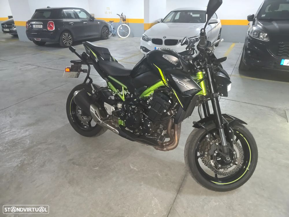 Kawasaki Z 900 - 8