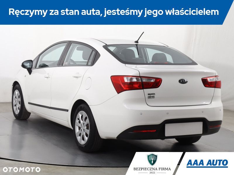 Kia Rio - 6