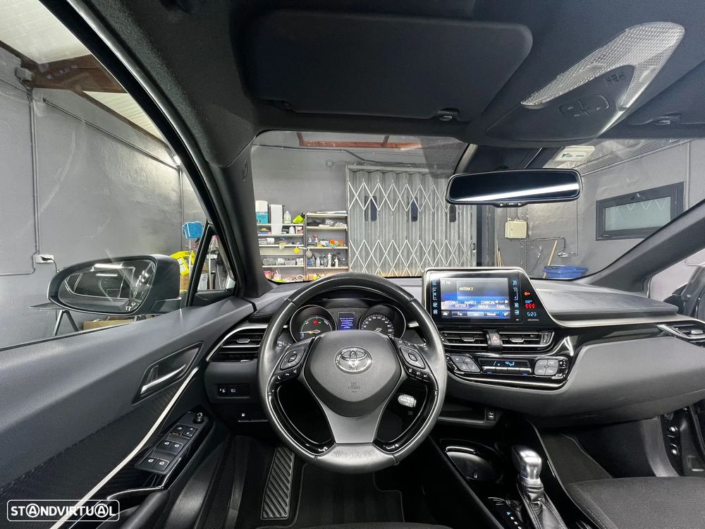 Toyota C-HR 1.8 HSD Comfort+P.Style - 4
