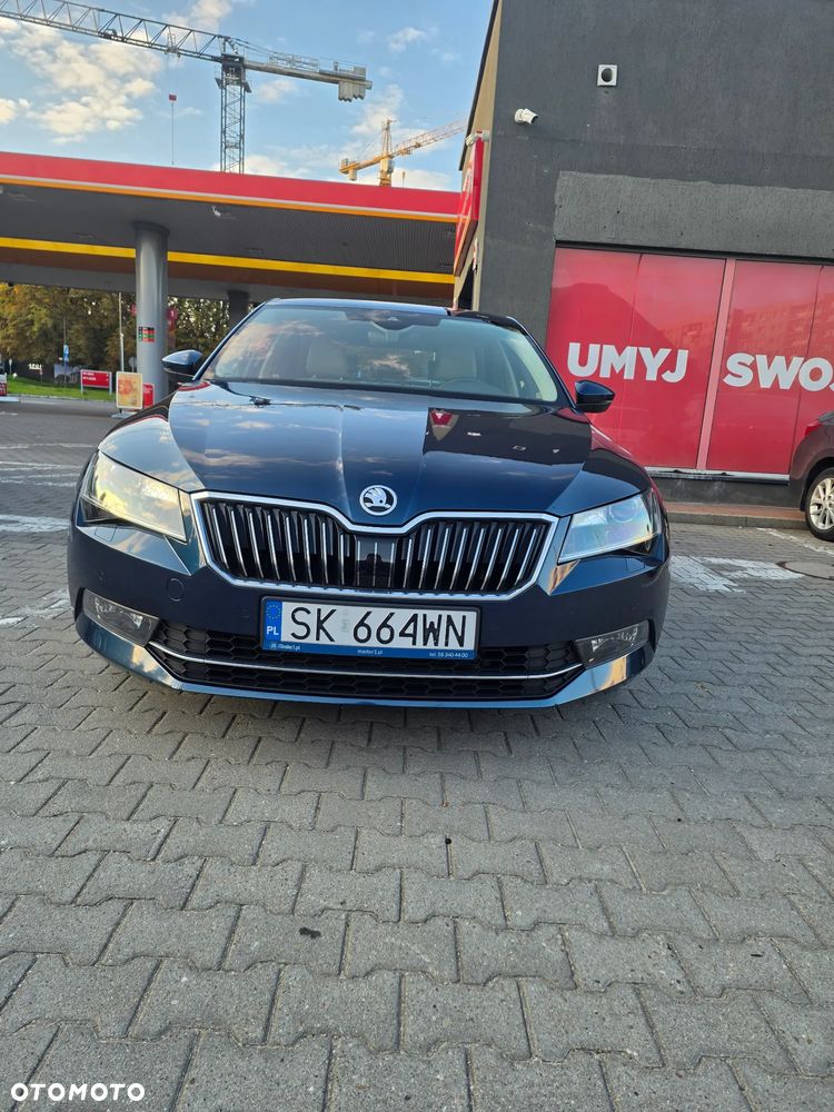 Skoda Superb 2019 photo 2