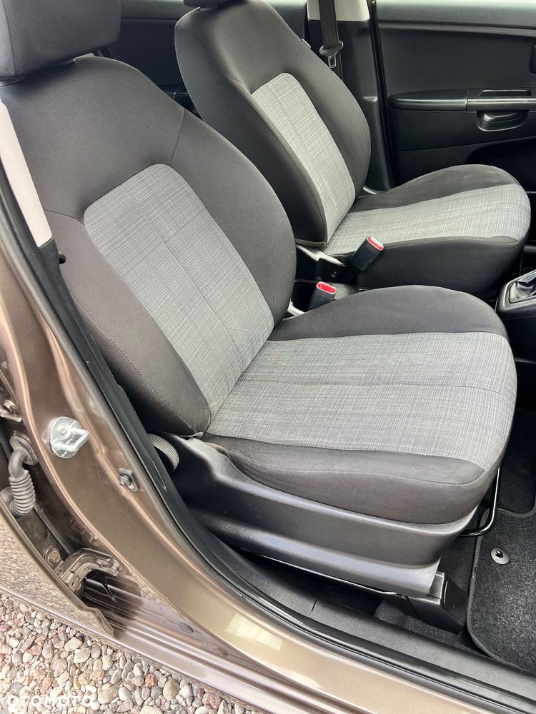 Kia Venga 1.4 CVVT Dream-Team Edition - 18