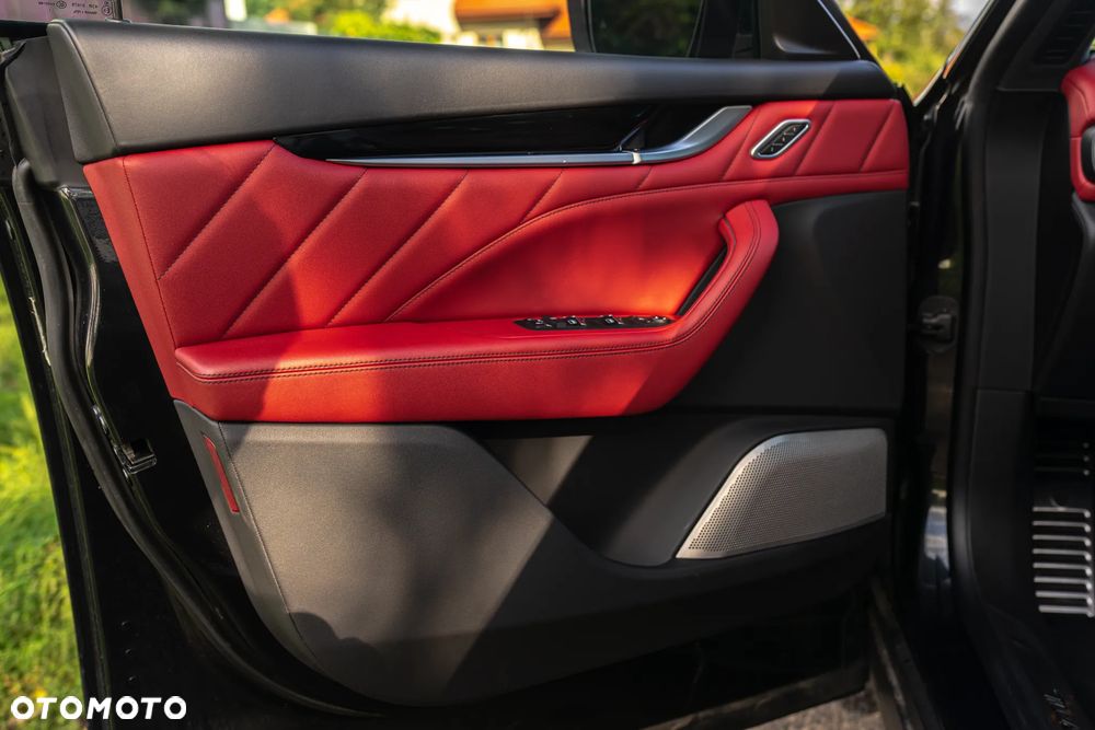 Maserati Levante - 13