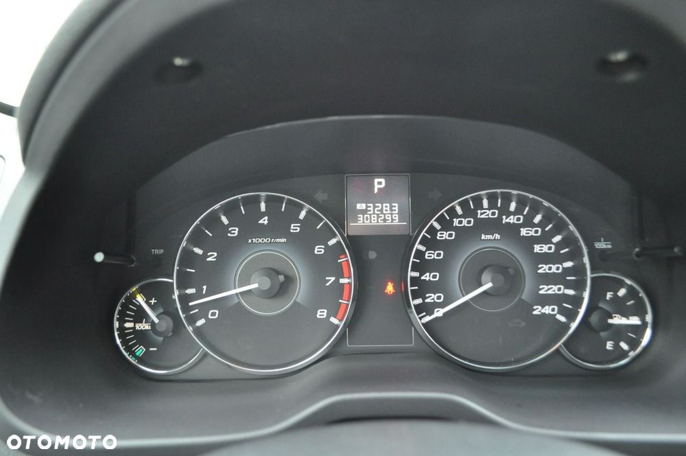 Subaru Outback 2.5i Comfort Navi AT - 38