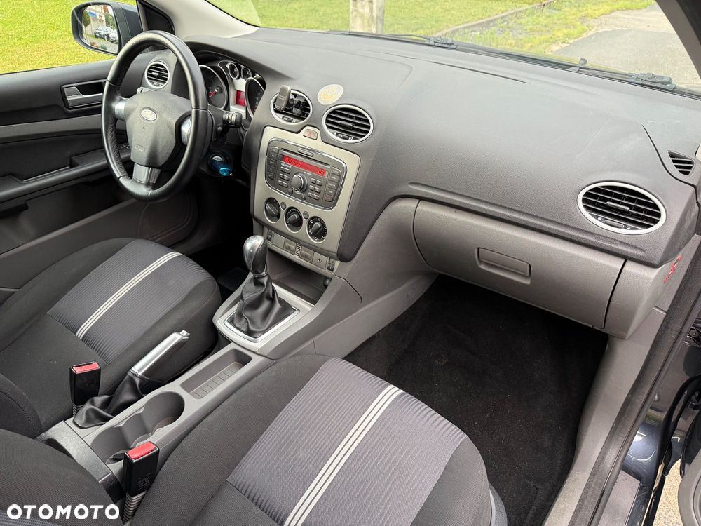 Ford Focus 1.6 16V Viva II - 16
