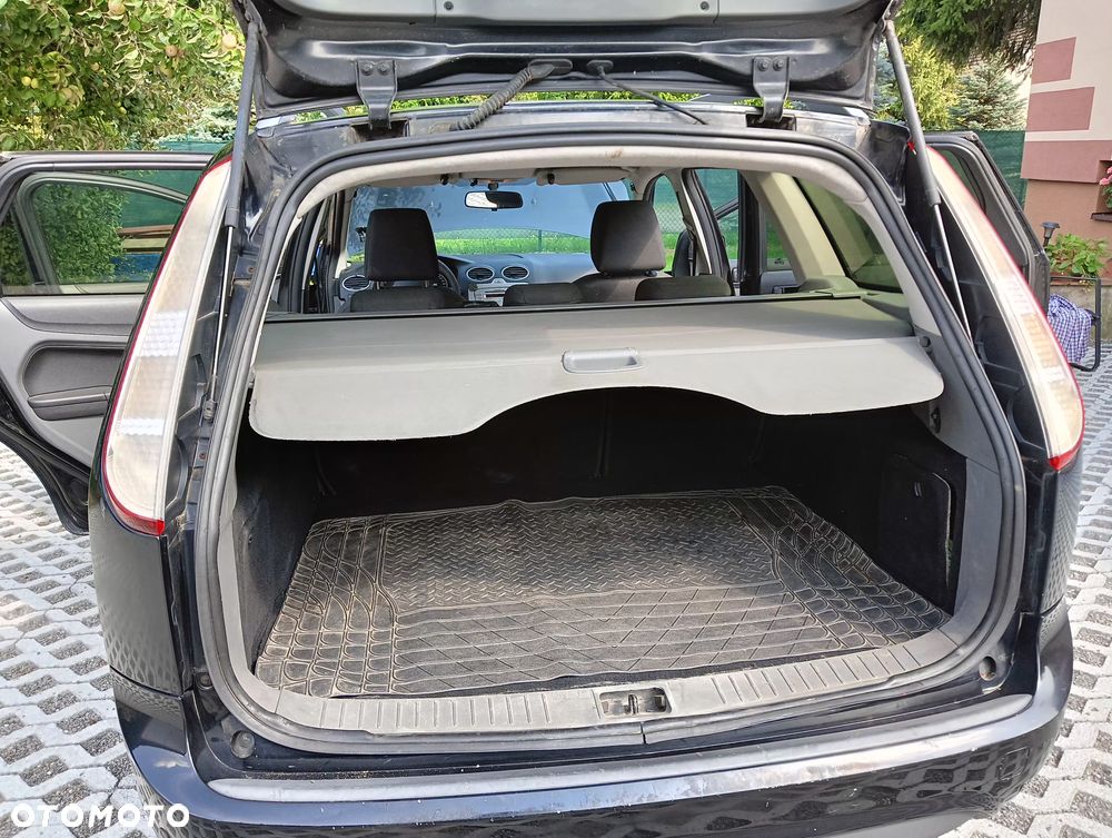 Ford Focus 1.6 Trend - 4