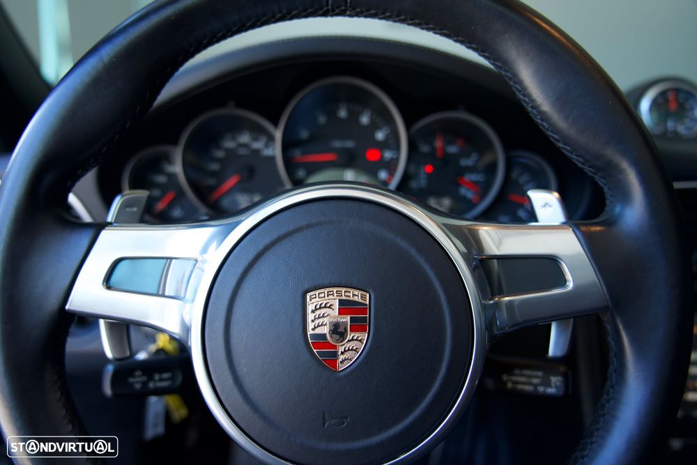 Porsche 911 (997) Carrera GTS PDK - 20