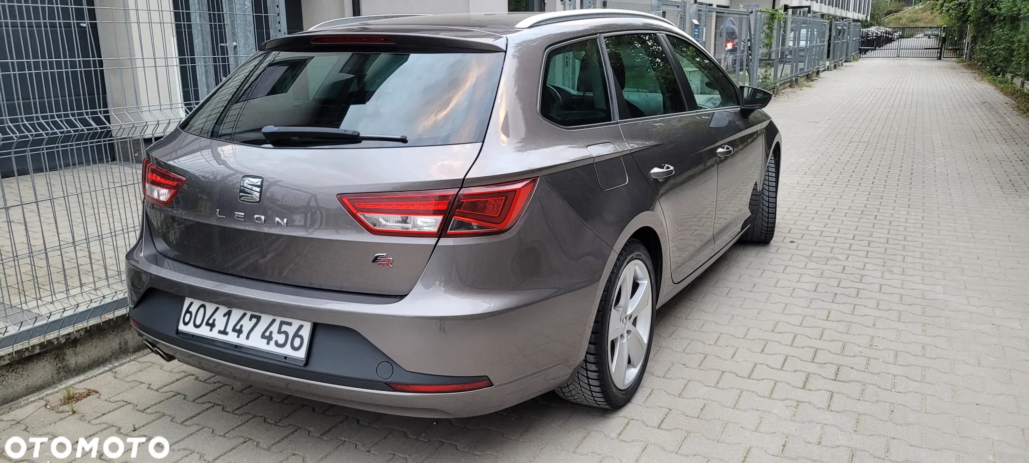 Seat Leon 1.8 TSI FR S&S DSG EU6 - 11