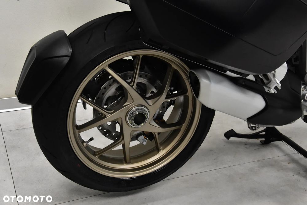 Ducati Multistrada - 33