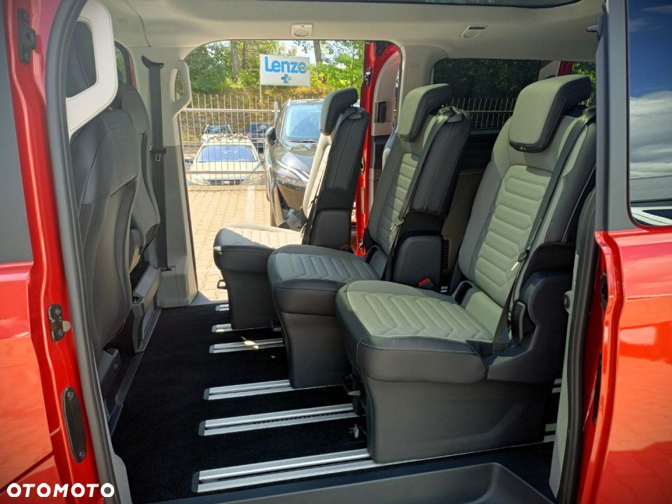 Ford Tourneo Custom - 17