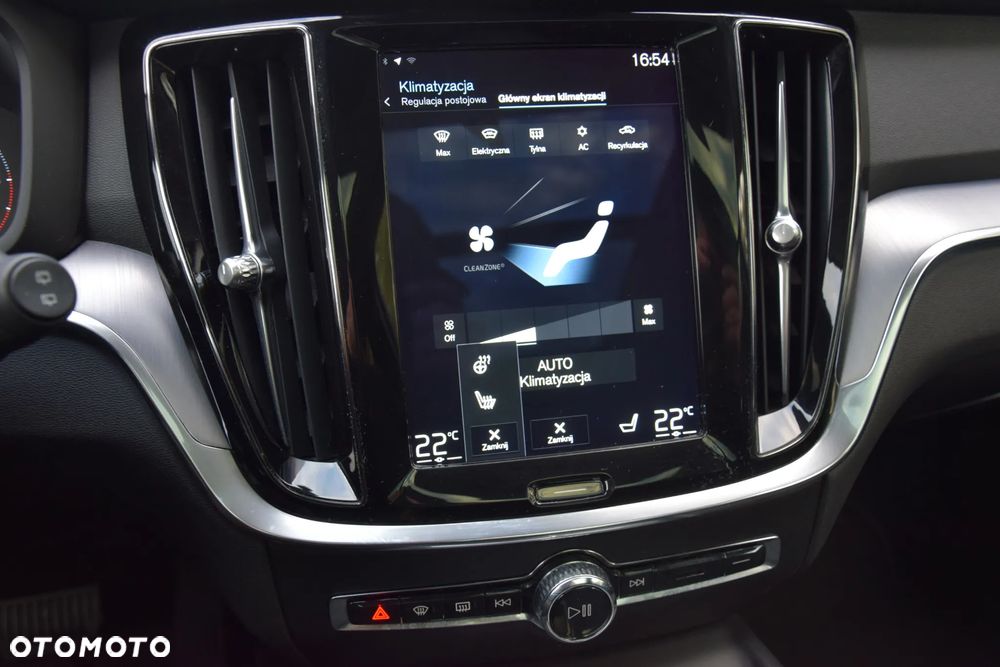 Volvo V60 B4 D Momentum Core - 36