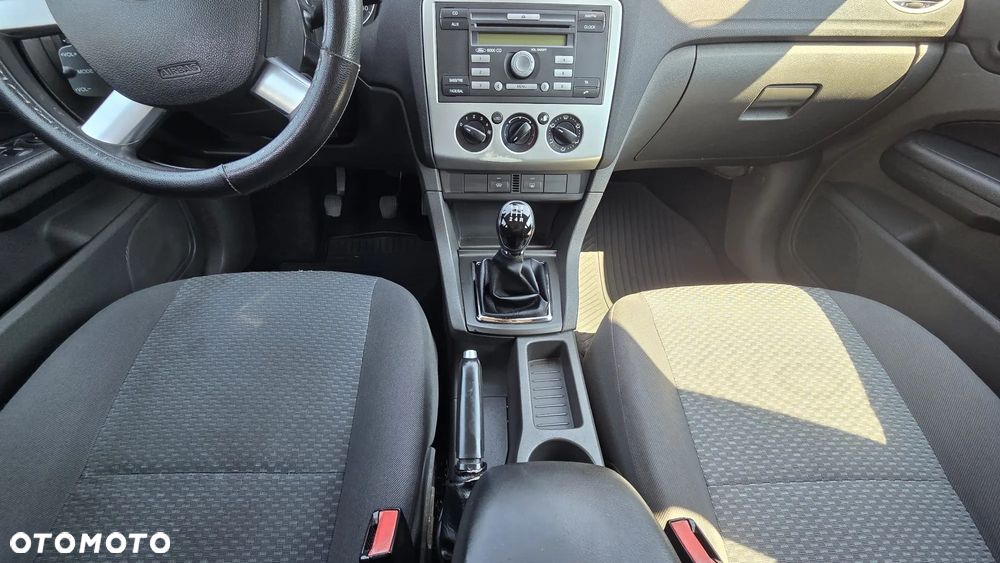 Ford Focus 1.8 TDCi Ambiente - 20