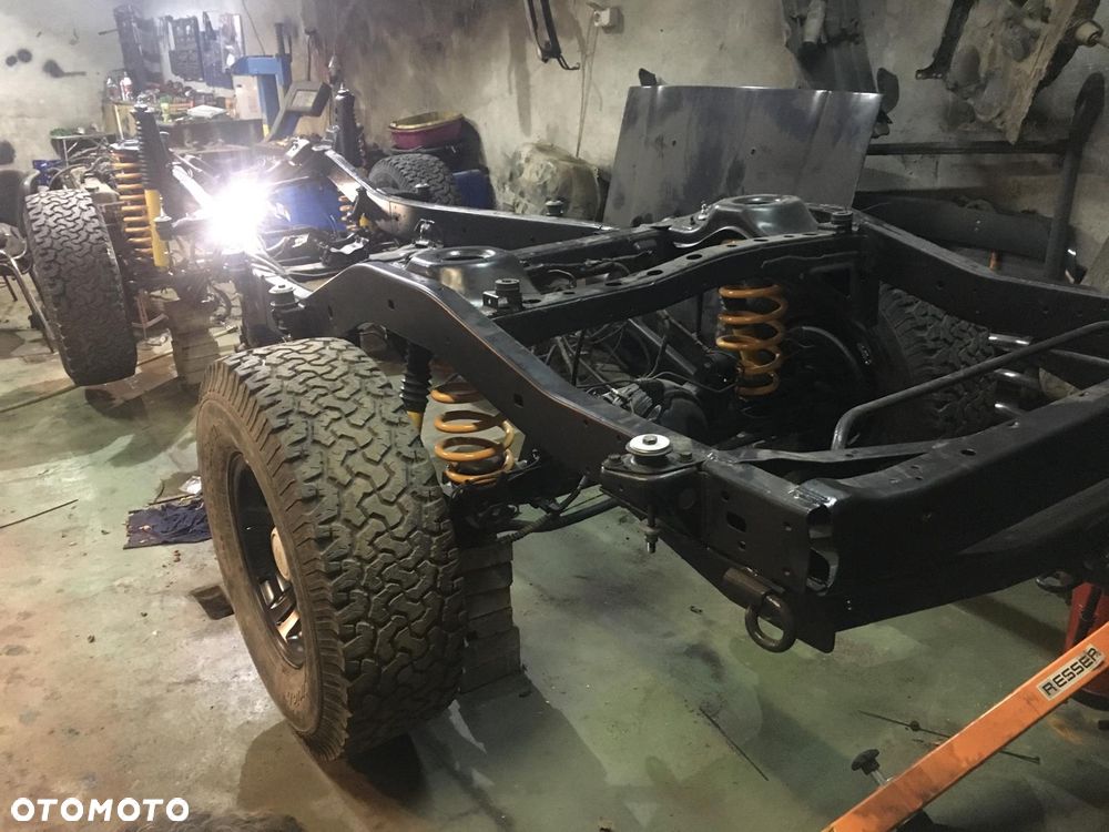 Toyota Land Cruiser - 14