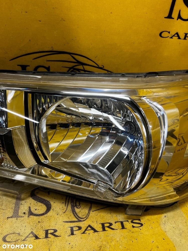 LAMPA REFLEKTOR PRZÓD PRZEDNIA LEWY LEWA TOYOTA HILUX VIII 2020 - 6