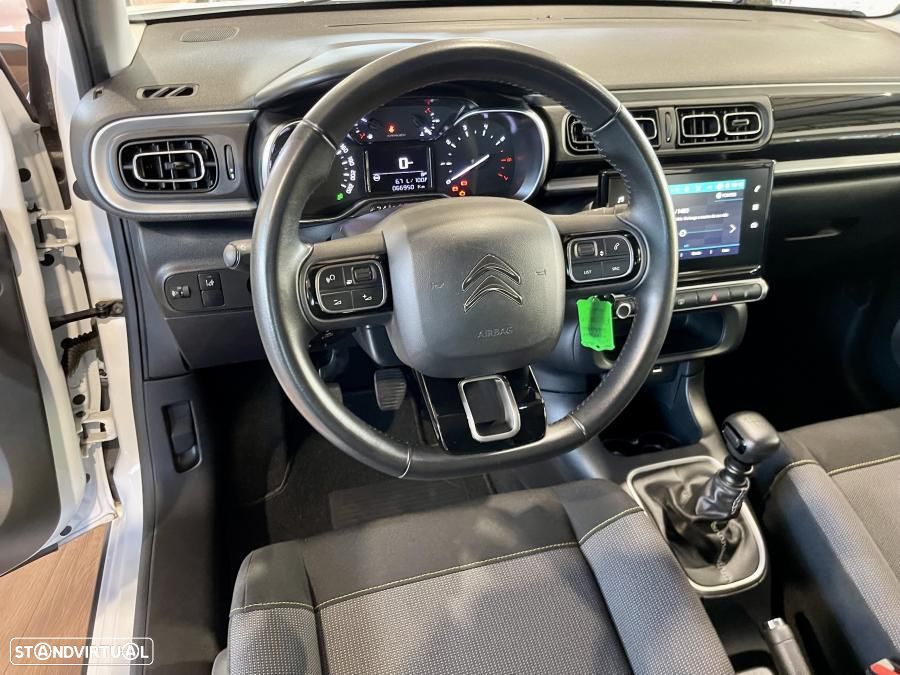 Citroën C3 1.2 PureTech Shine Pack - 10